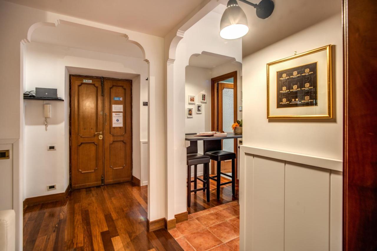 Spanish Steps Miracle Suite Рим Экстерьер фото