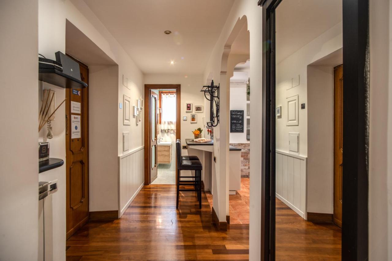 Spanish Steps Miracle Suite Рим Экстерьер фото