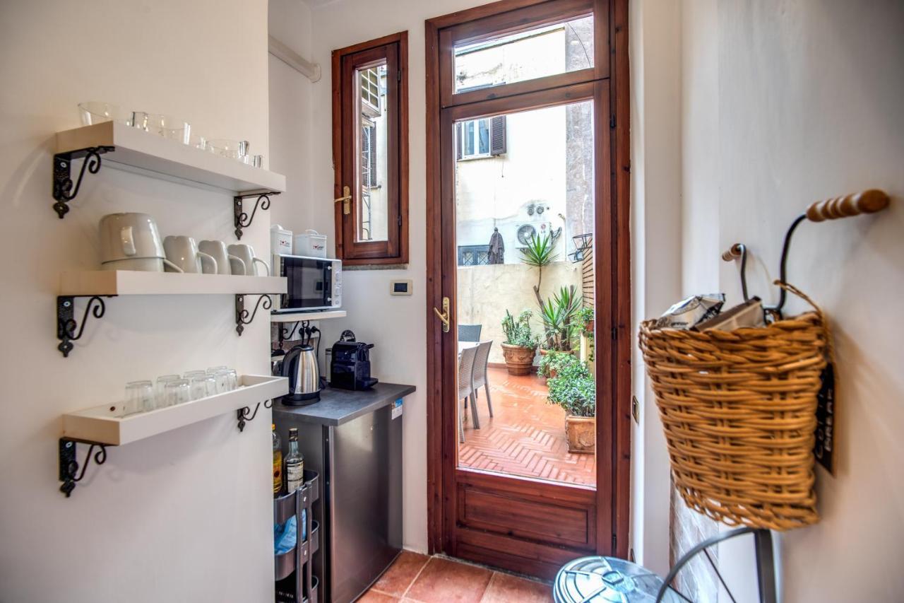 Spanish Steps Miracle Suite Рим Экстерьер фото