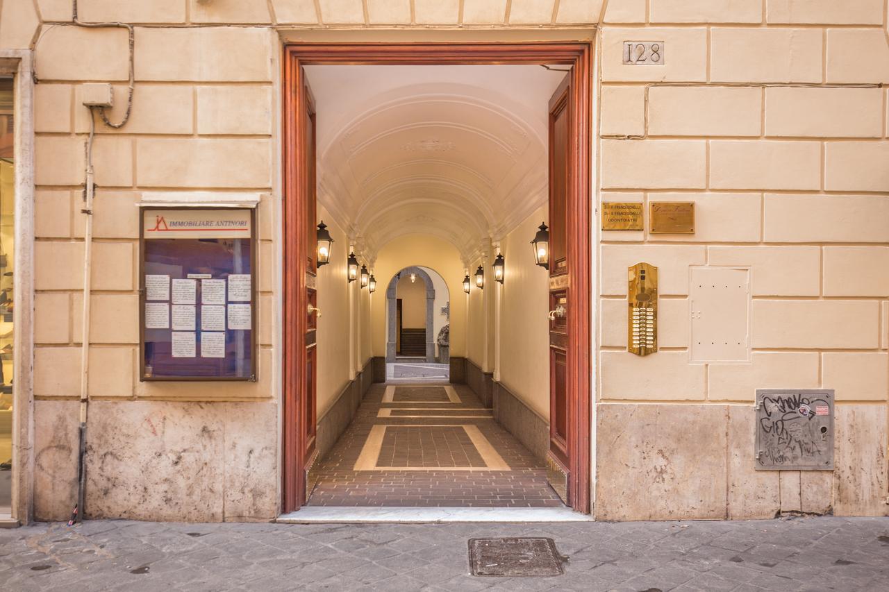 Spanish Steps Miracle Suite Рим Экстерьер фото